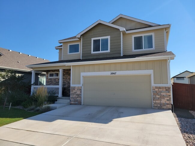 Building Photo - 2067 Moon Rise Dr