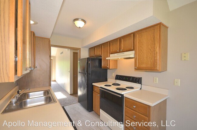 Building Photo - 2 br, 1.5 bath House - 2522 Bent Oak Court