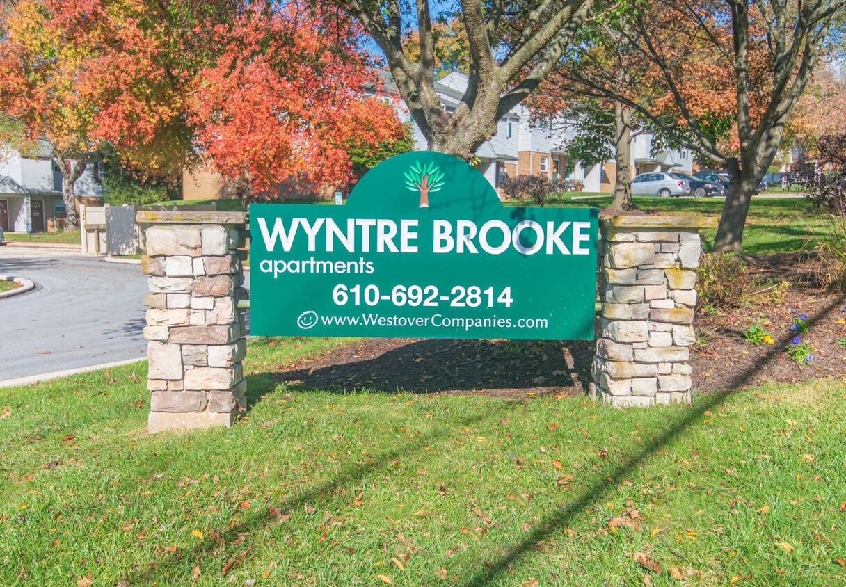 Letrero de bienvenida - Wyntre Brooke Apartments