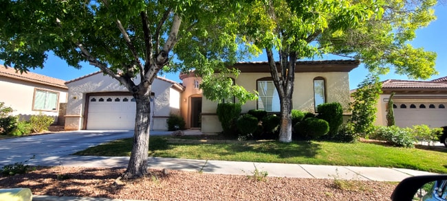 Building Photo - 10390 Stanberry Ave