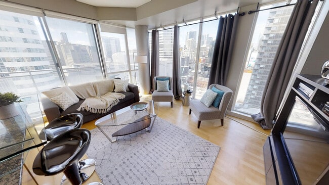 Building Photo - 220 Victoria St