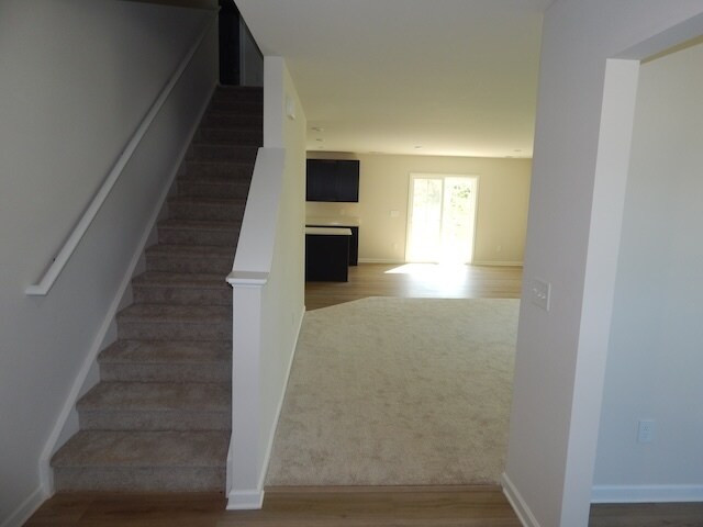 Building Photo - 633 Coopers Ml Dr