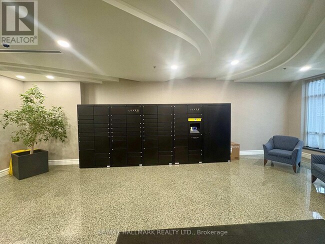 Building Photo - 233 Beecroft Rd