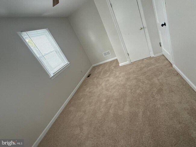 Foto del edificio - 10408 Huntley Ave