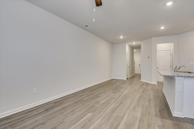 Foto del edificio - 1040 Quaint Parish Cir