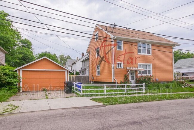 Foto del edificio - 4324 W 30th St