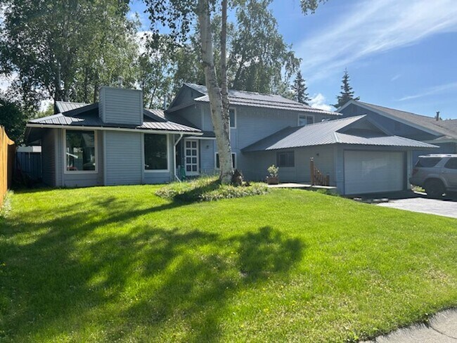 Foto del edificio - 2262 square foot 4/2.5/2 home