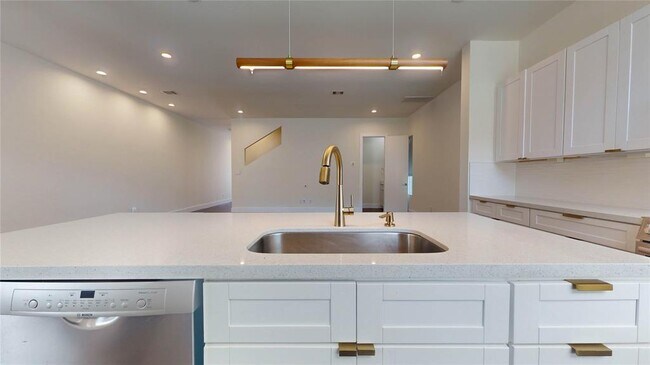 Building Photo - 5505 Robusto Pl