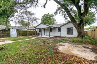 Building Photo - 122 Obion Rd