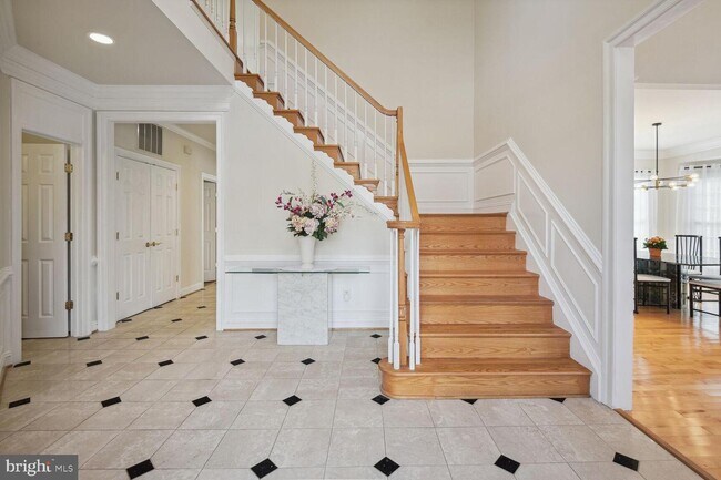 Building Photo - 9724 Clagett Farm Dr