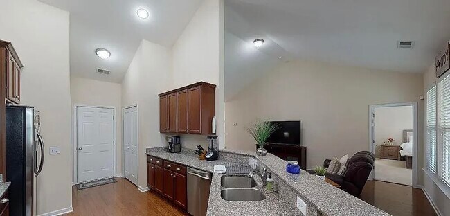 Foto del edificio - 1 Bradford Ct