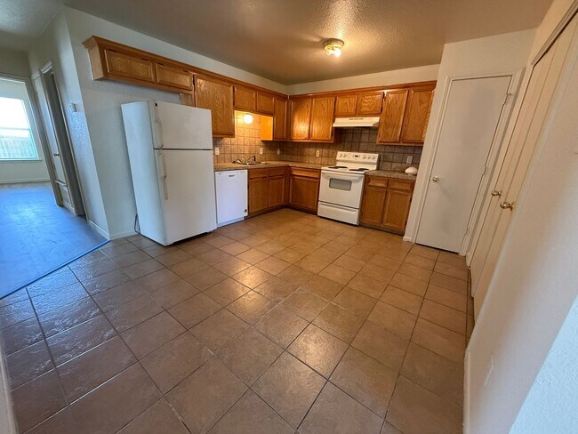 Foto del edificio - 4106 Wine Cup Rd