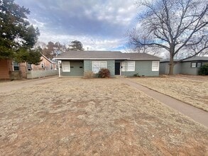 Building Photo - 2420 33rd St