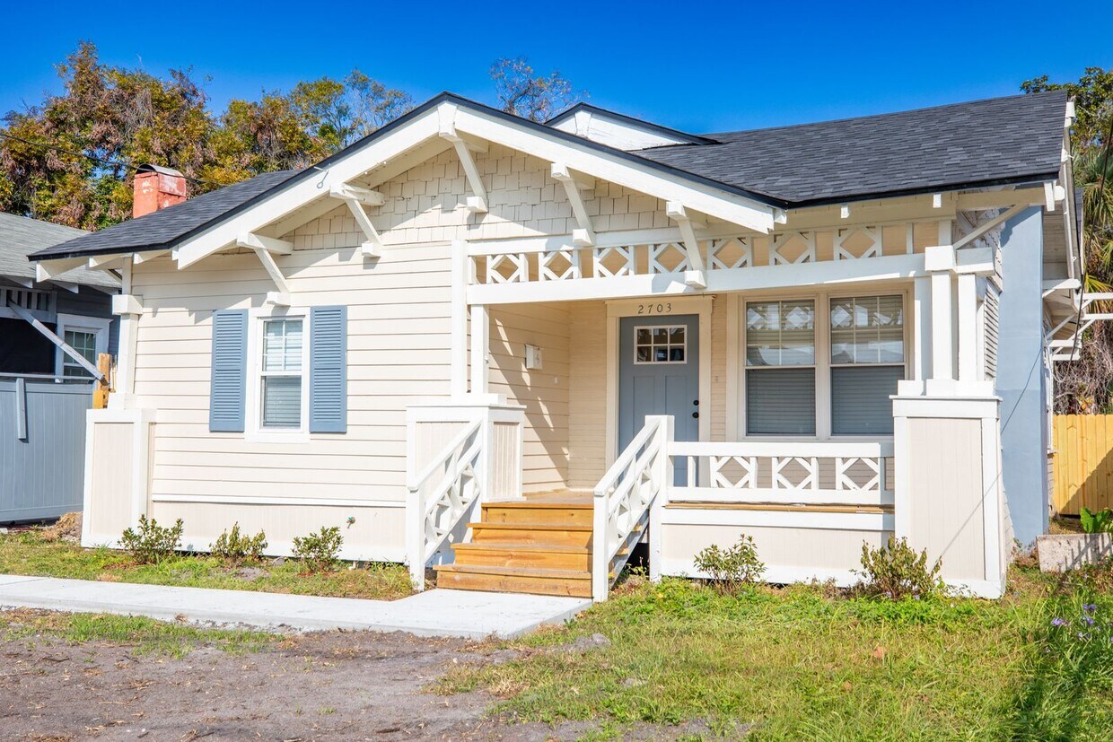 Foto principal - Renovated Bungalow in Riverside