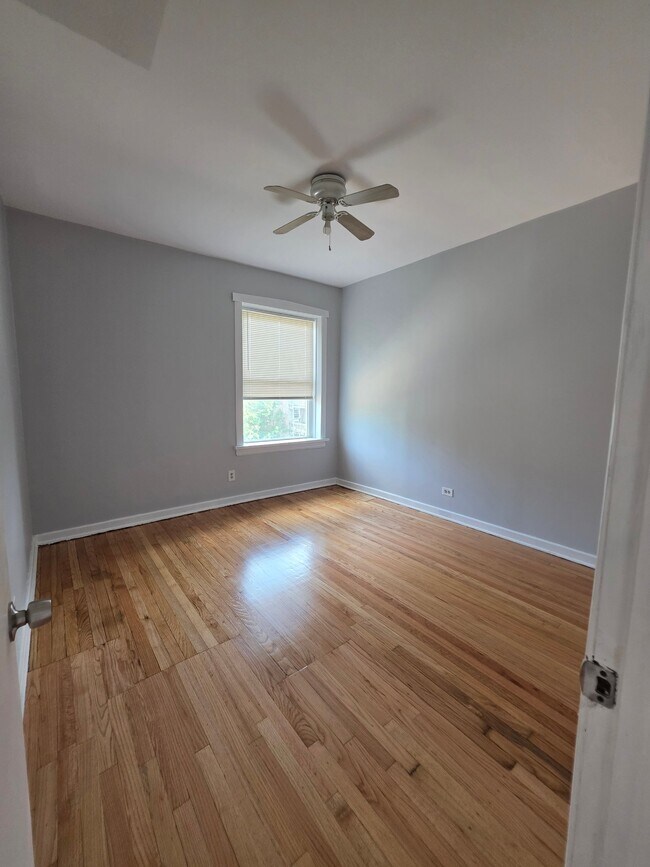 Foto del edificio - 4315 W 15th St