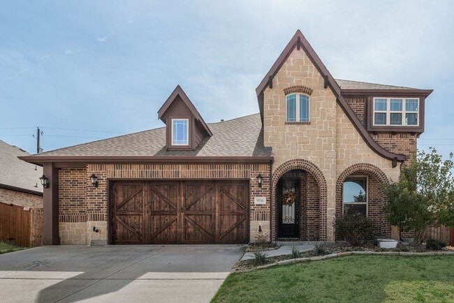 Building Photo - Charming 4-Bedroom plus office Home in Kreymer Estates