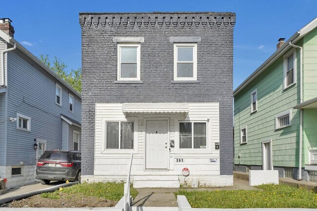 Building Photo - 361 S Harris Ave