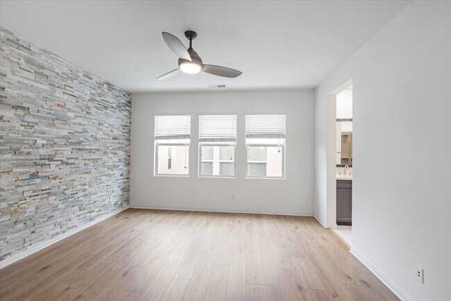 Building Photo - 1067 Sea Glass Way