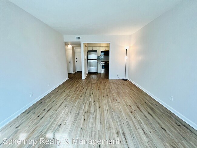 Building Photo - 1 br, 1 bath House - 1935 Gardiner Lane F92