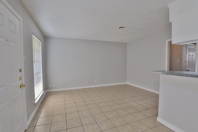 Building Photo - Ocean Breeze Apartment Homes