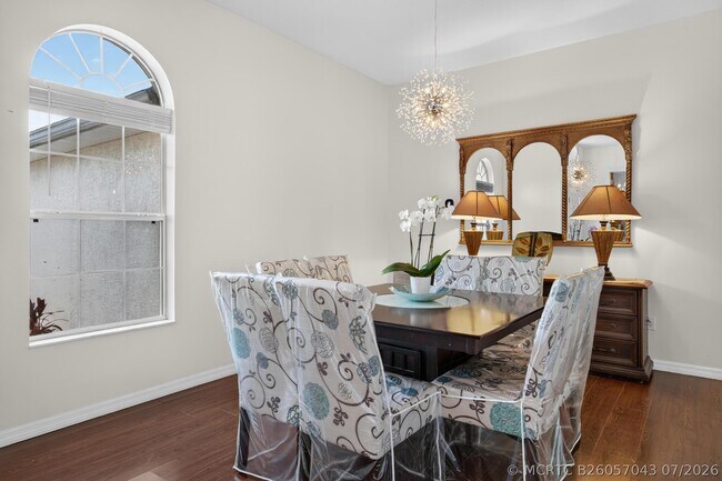 Foto del edificio - 5758 Benbow Ct