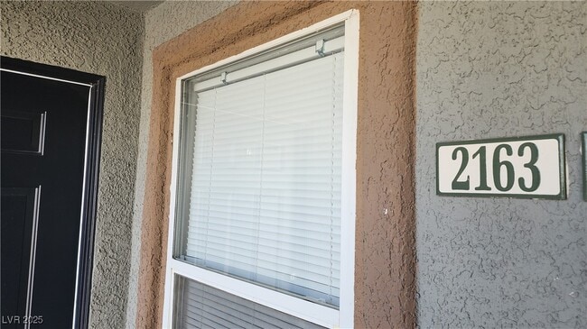 Building Photo - 555 E Silverado Ranch Blvd