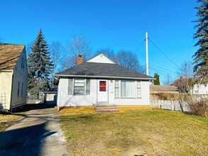 Building Photo - 5016 Tatra St