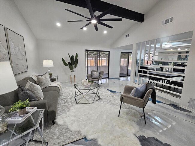 Foto del edificio - 10706 Berthound Dr