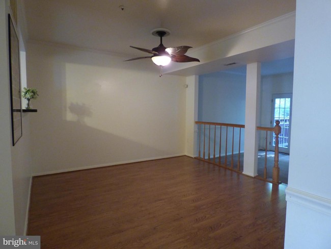 Foto del edificio - 7710 Blueberry Hill Ln