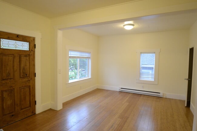 Building Photo - 7029 23rd Ave NE