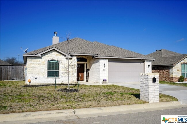 Building Photo - 708 Holstein Dr