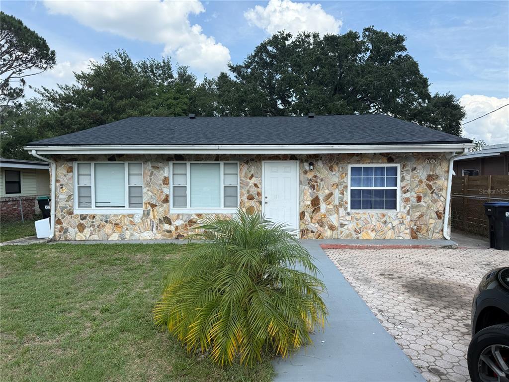 Foto principal - 7613 Daphne Ave