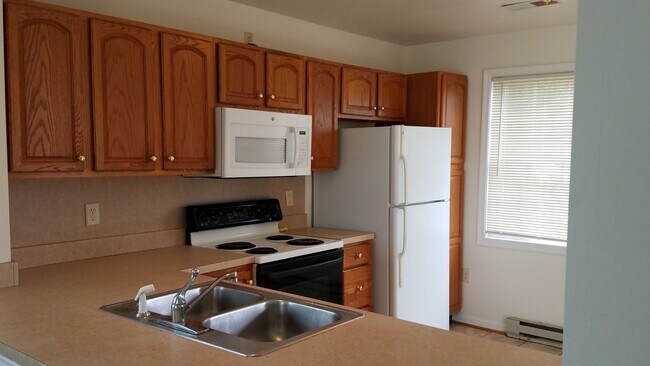 Foto del edificio - 435-437 Chartridge Drive