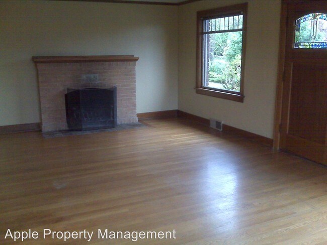 Building Photo - 3 br, 2 bath House - 2703 West Dravus St