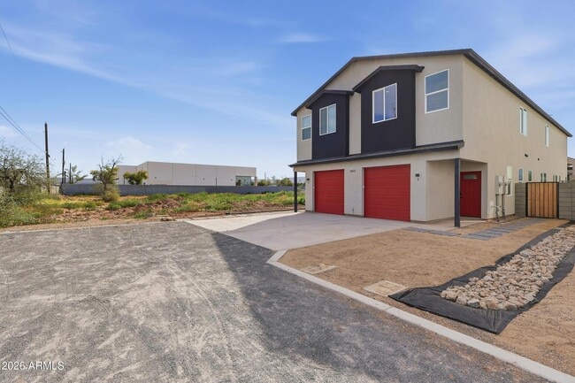 Building Photo - 2813 Trumbull Rd