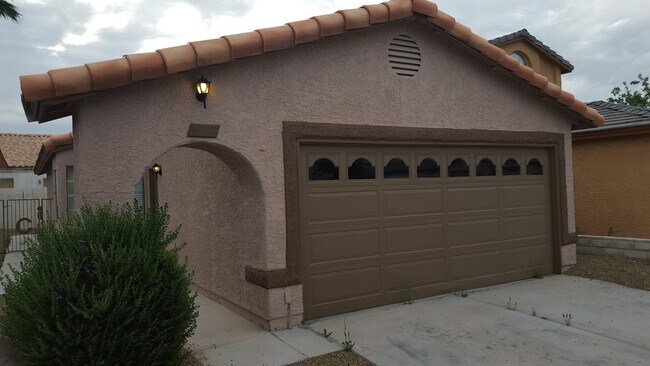 Foto del edificio - Beautiful 2 bedrooms home