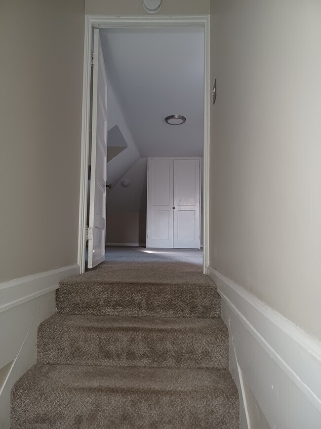 3rd Fl A - 760 Lafayette Ave