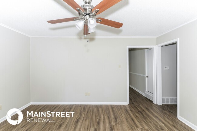 Foto del edificio - 6076 Elk Grove Rd