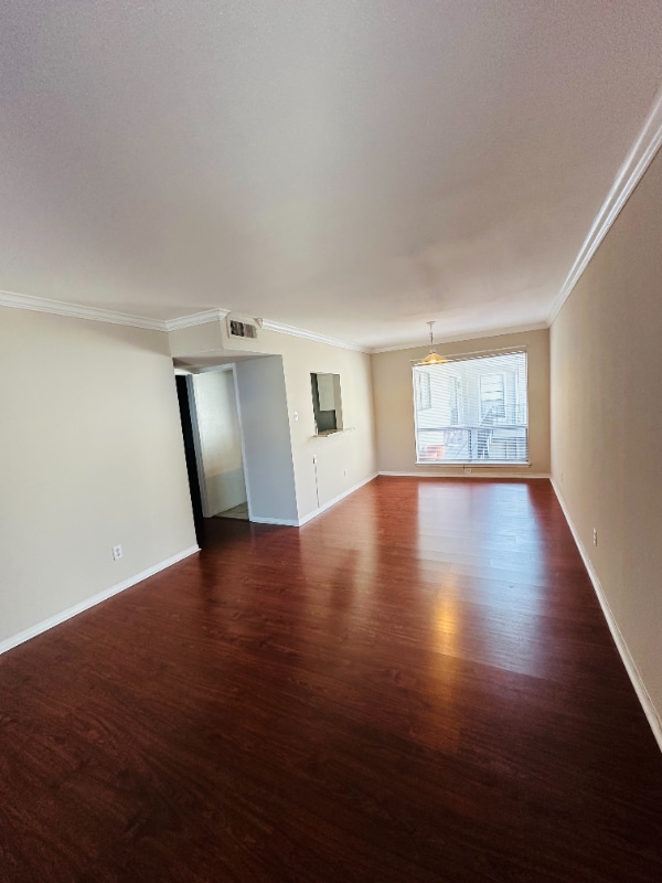 Building Photo - 1414 Castle Ct
