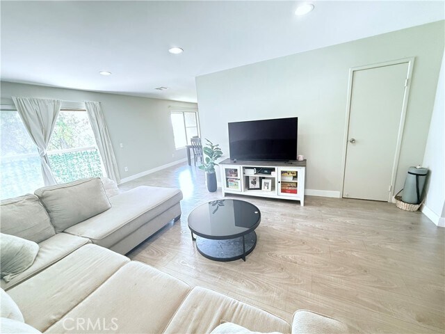 Foto del edificio - 1525 Walnut Leaf Dr