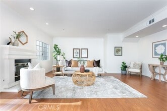 Building Photo - 18 Fano St