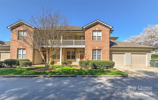 Building Photo - 7208 Michaels Landing Dr