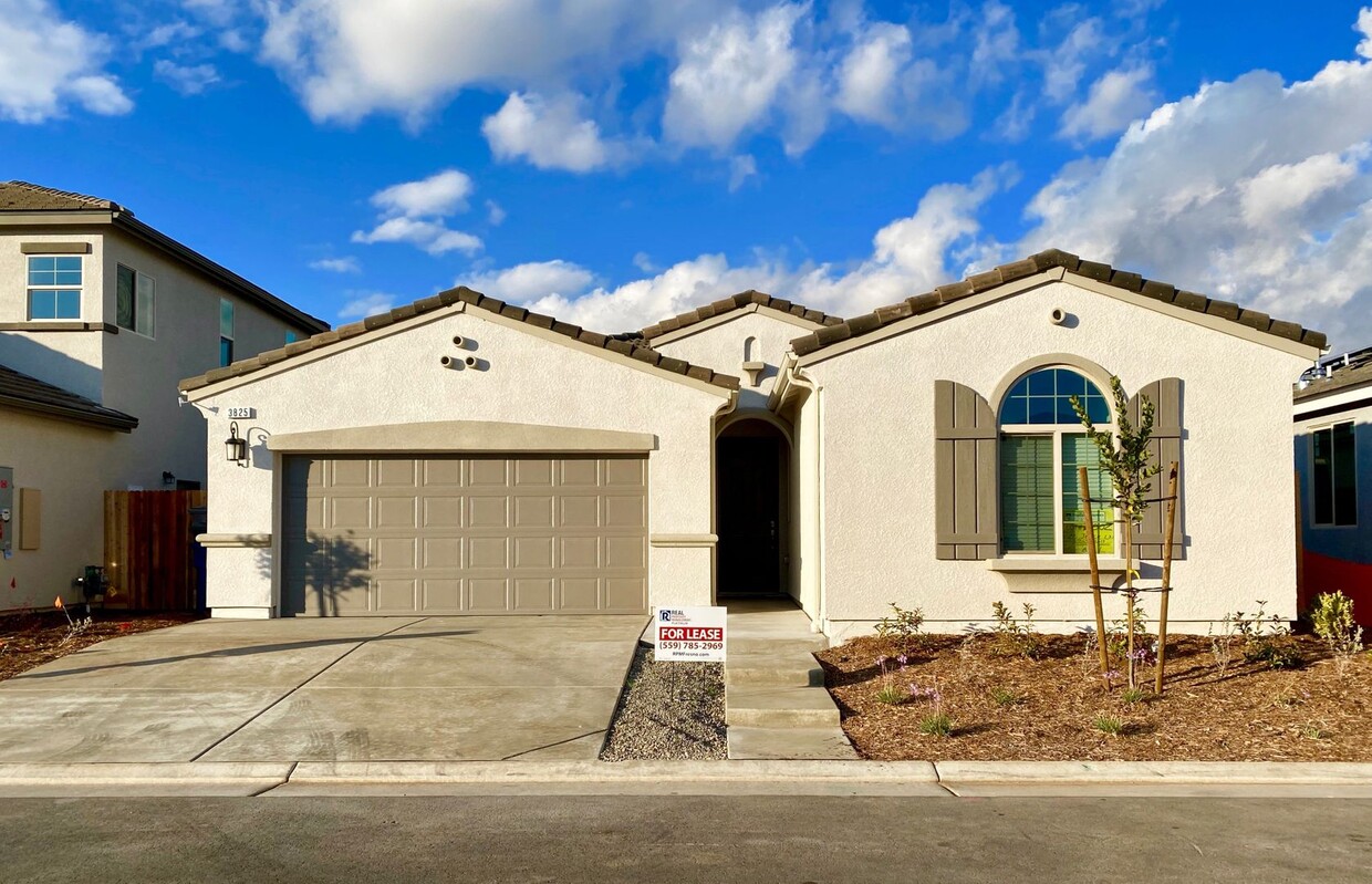 Foto principal - ONE Month Free Rent $2,295 Barstow & Leona...