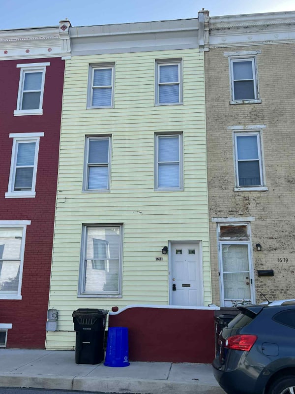 Building Photo - 1621 Wallace St