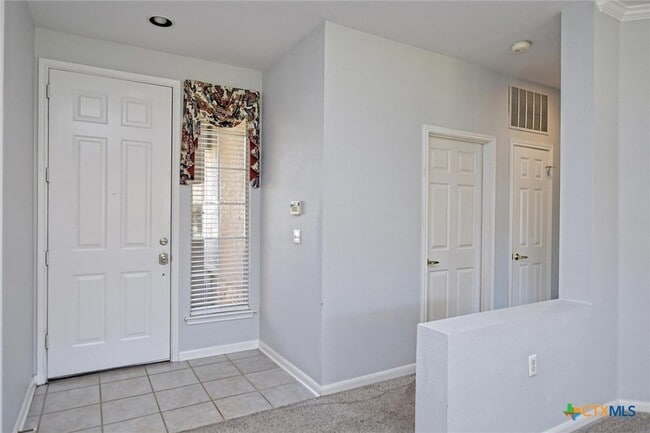 Building Photo - 117 Beautybush Trail