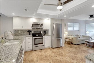 Building Photo - 16442 Timberlakes Dr