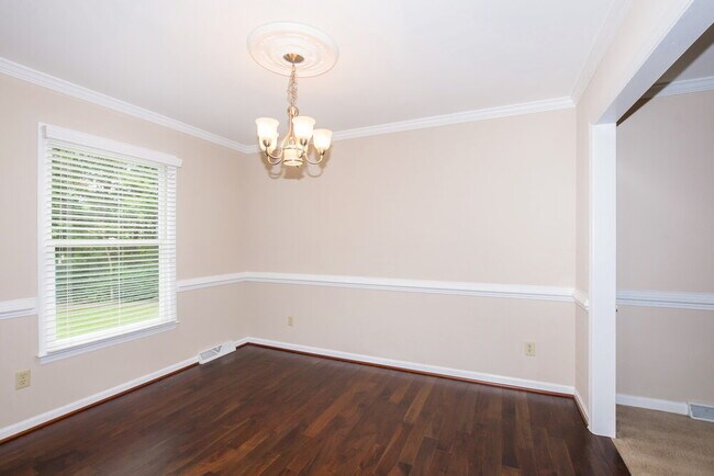 Foto del edificio - 9202 Pebble Creek Way