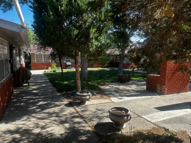 Foto del edificio - 324 S McKinley St