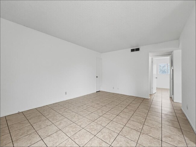 Foto del edificio - 3427 Willowrun Dr