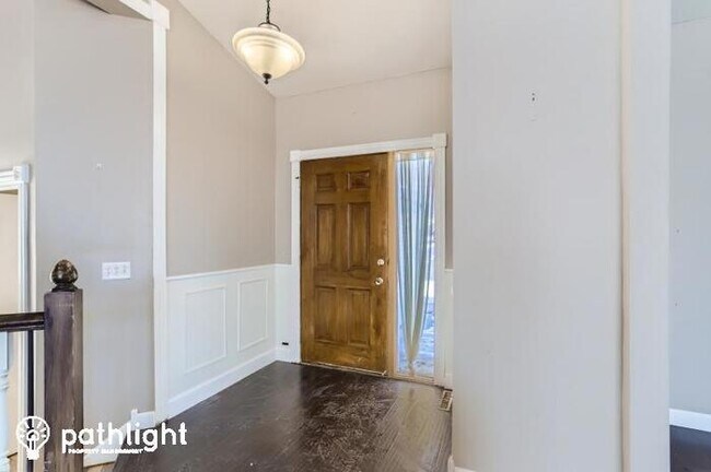 Foto del edificio - 17399 Ridgewood Court Southeast
